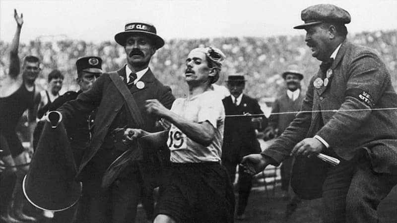 Tarixin ən böyük gecikmə əfsanəsi: 13 günlük fərqlə olimpiadanı qaçırtdılar?