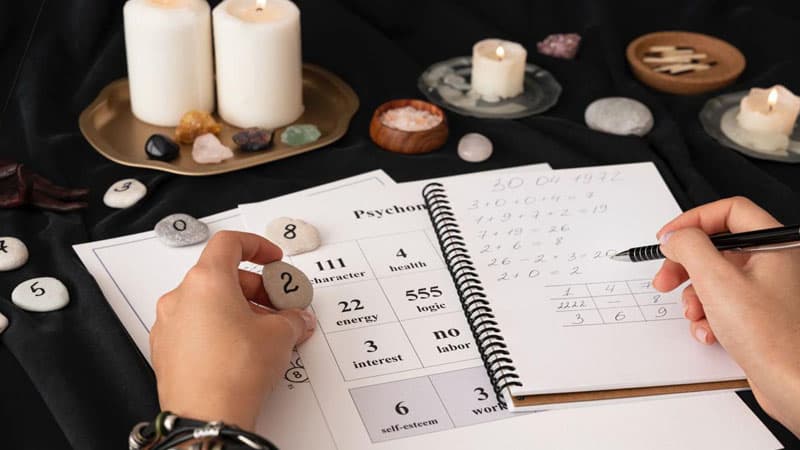 Numerologiyanın həyatımıza təsiri - Buna inanmaq günahdır?