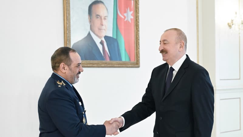 Prezident İranın müdafiə və silahlı qüvvələrə dəstək nazirini qəbul etdi (FOTO)