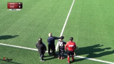 Azərbaycan çempionatında baş məşqçi ilə futbolçusu arasında gərginlik (VİDEO)