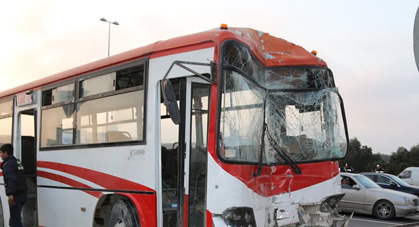 Qusarda sərnişin avtobusu qəzaya düşdü: 10-dan çox yaralı var - FOTOLAR