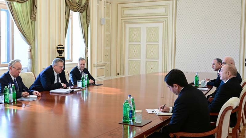 İlham Əliyev Rusiya Hökuməti Sədrinin müavinini qəbul etdi