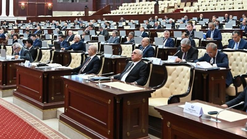 Milli Məclis hökumətin hesabatını qəbul etdi (YENİLƏNİB)