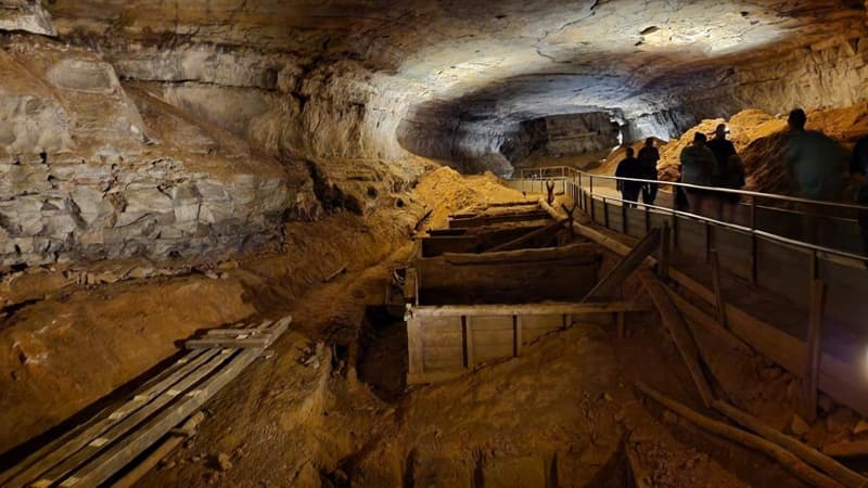 Dərinliyi 100 metrdən çoxdur: ABŞ-da parkın altında nəhəng yeraltı dünya gizlənir
