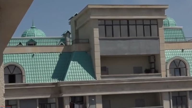 "Mahal MTK"dan şikayət:  Çıxarış və lift yox, mansartda qanunsuz mənzillər (VİDEO)
