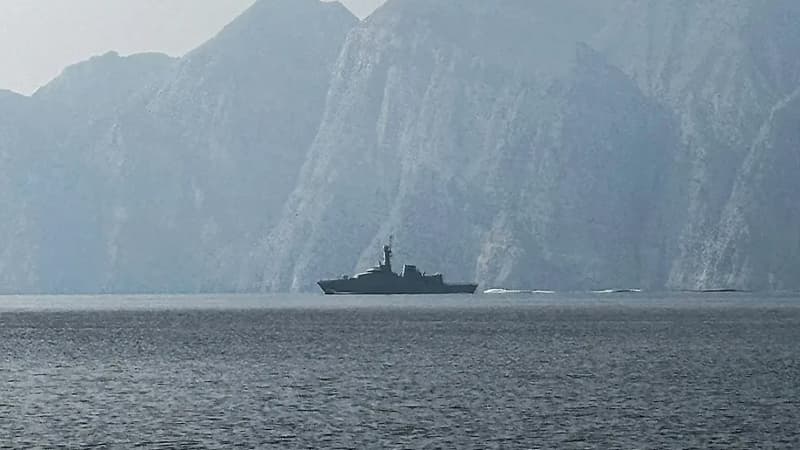 İran Hörmüz boğazında nəzarəti gücləndirir