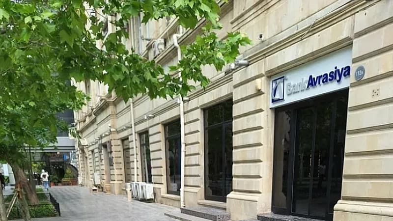 "Bank Avrasiya" biznes kreditlərini 8 milyon manata yaxın itirib