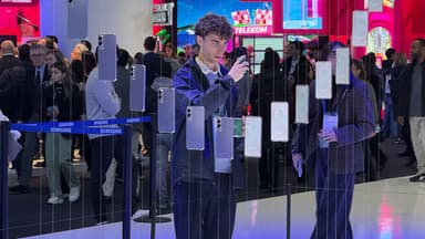 "Samsung"da 18 günlük tətil başlayır: İşçilər 30 milyard dollar istəyir