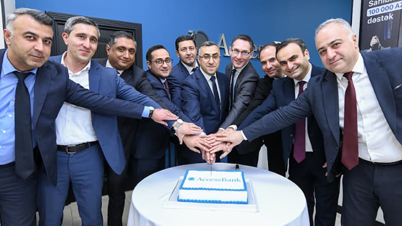 AccessBank "Həzi Aslanov" filialını yeni konseptdə müştərilərə təqdim etdi