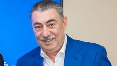 Telekanal prezidenti qızına toy edir