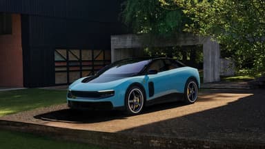 "Ferrari" ilk elektrik avtomobilini təqdim etdi - qiyməti 550 min avrodan başlayır