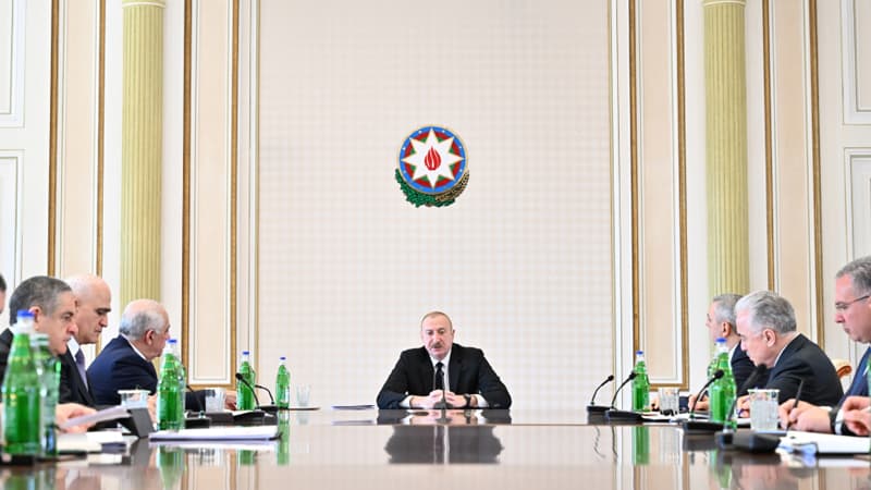 Prezident kənd təsərrüfatı məsələlərinə həsr olunmuş müşavirə keçirdi (FOTO/VİDEO/YENİLƏNİB)