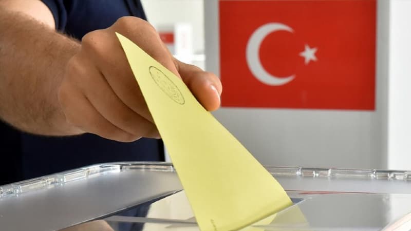 AKP növbədənkənar prezident seçkilərini müzakirə edir - KİV