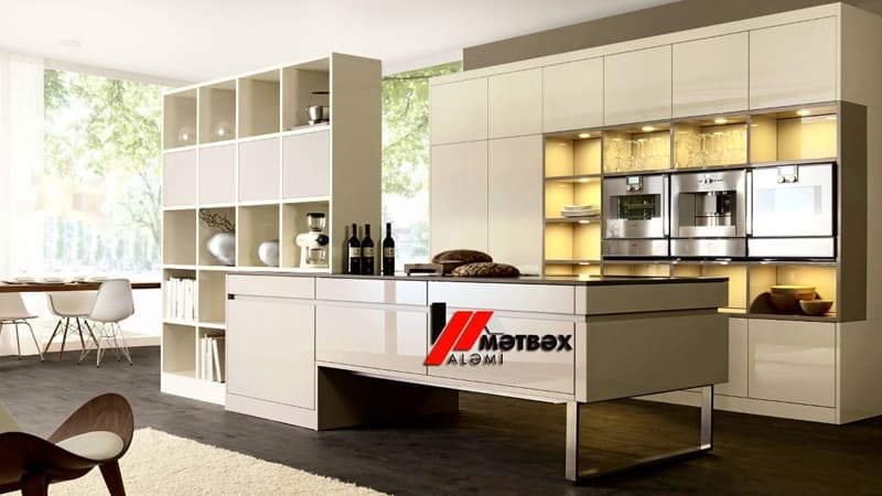 "Mətbəx Aləmi" böhranda: Elşən Ağakişiyevin şirkətinin borcu 1,3 milyonu keçdi