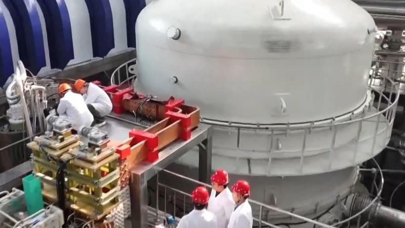 Çin alimləri Yerin maqnit sahəsindən 700 min dəfə güclü maqnit işə saldı