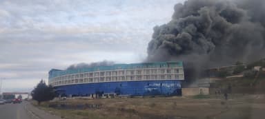 Azay Möhnətova məxsus "AF Hotel" yanır (FOTO/VİDEO)