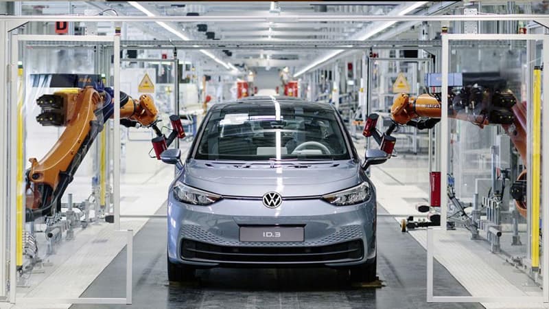 Böhran dərinləşir: "Volkswagen" məşhur brendlərini sata bilər
