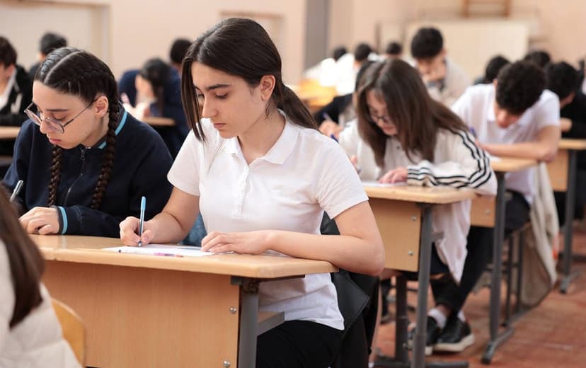 Qəbul imtahanının nəticələri elan edildi