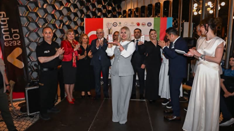 "Köhnə çamadanlar" Adana tamaşaçısı ilə görüşdü (FOTO)