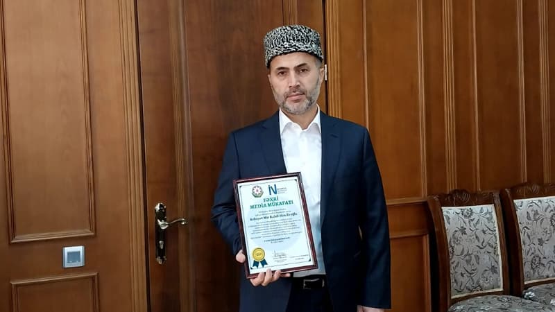"Bibi Heybət"in imamının diplomu tanınmadı