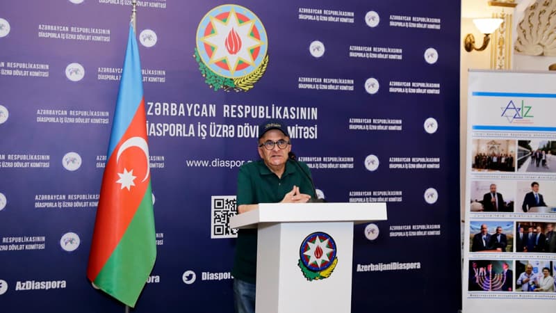 Rüfət Əsədovun "Əsrlərin dərinliklərindən gələn ənənələr" filmi təqdim olundu (FOTO)