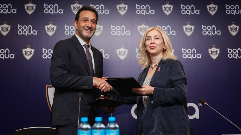 "Qarabağ" və "BonAqua" arasında rəsmi tərəfdaşlıq müqaviləsi imzalandı (FOTO)