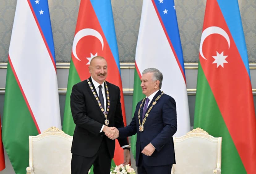 Azərbaycan və Özbəkistan prezidentlərinin təltifolunma mərasimi keçirildi (FOTO)