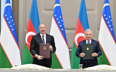 "Əbədi dostluq haqqında Müqavilə"nin mahiyyəti nədir?
