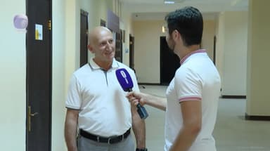58 yaşında tələbə oldu: Ən çox nəvələri sevindi (VİDEO)
