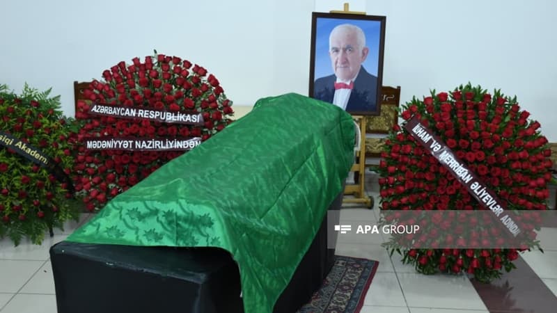 Xalq artisti Tofiq Bakıxanov II Fəxri xiyabanda dəfn edildi (FOTO)