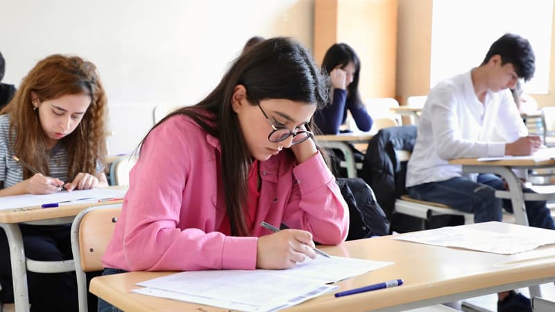 Olimpiada qaliblərinin müsabiqəsiz qəbulu narazılıq yaratdı - Ekspertdən təklif