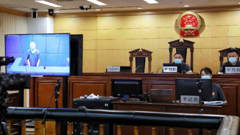 111 milyon dollar rüşvət alan məmur ölüm cəzasına məhkum edildi, amma...