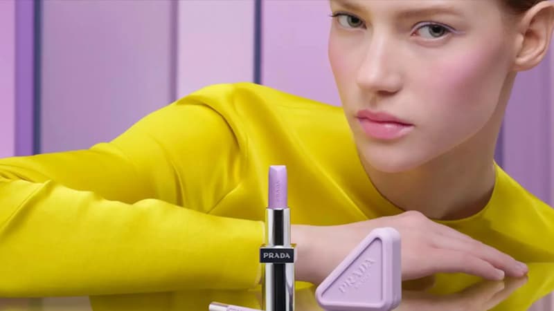 Bənövşəyi rənglərin cazibəsi: "Prada Beauty"dən yeni kolleksiya