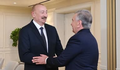 İlham Əliyev Özbəkistan Prezidenti ilə görüşüb