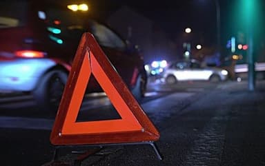 Sumqayıtda zəncirvari qəza - Dörd avtomobil bir-birinə çırpıldı
