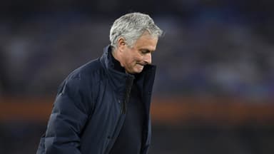 KİV: "Real"ın futbolçuları Mourinyodan narazıdır