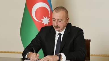 Prezident bir qrup energetiki təltif etdi (SİYAHI)