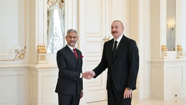 İlham Əliyev Hindistanın xarici işlər nazirini qəbul etdi (FOTO)