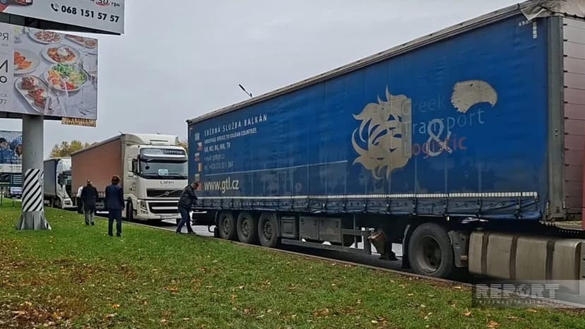 Azərbaycan Ukraynaya 1.5 milyon dollarlıq yardım göndərdi (FOTO)