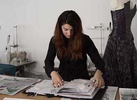 Məşhurların övladları: Azərbaycanın baş bankirinin modelyer qızı - FOTOLAR