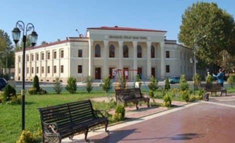Aktyoru məhkəməyə verən teatr direktoru danışdı: “100 min versə...”