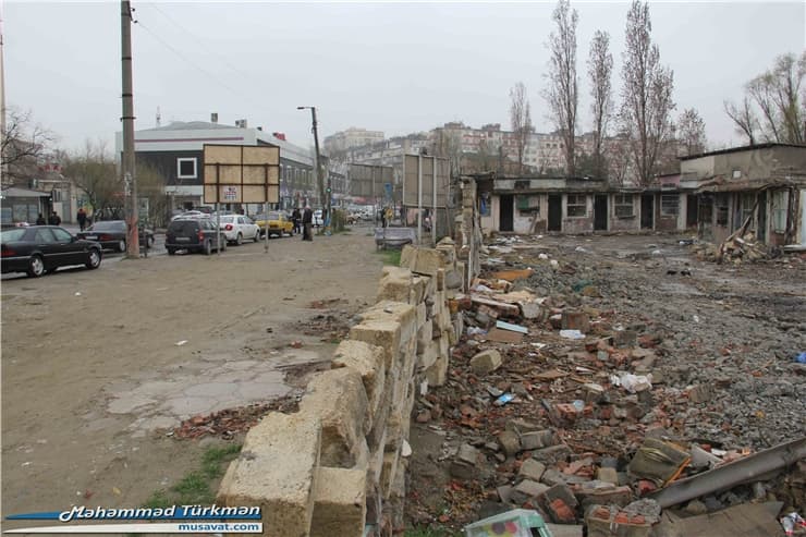 Məşhur bazar söküldü, narazılıq yarandı - FOTOLAR