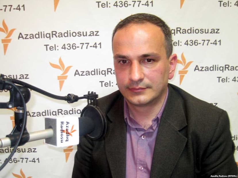"Devalvasiya riski qaçılmazdır"