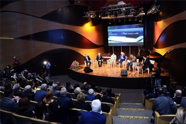 Əfsanəvi kapitanın kitablarının təqdimat mərasimi keçirildi