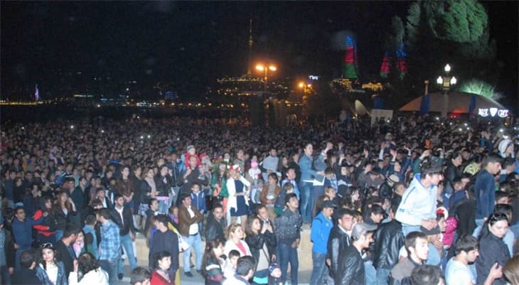Bakıda 10 may atəşfəşanlığı - FOTOLAR