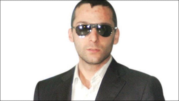 Kriminal avtoritetin nəvəsi restorana silahlı basqın etdi