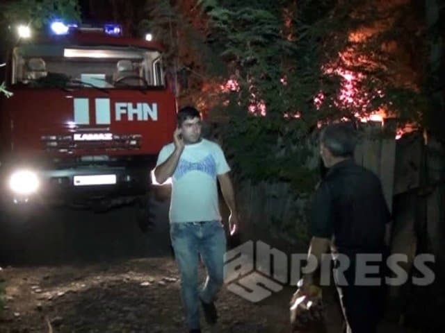Bərdədə xörək bişirmək istəyən qadın evi partlatdı - FOTOLAR