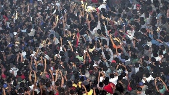 11 yaşlı qıza təcavüz edən şəxsi xalq döyə-döyə öldürdü - FOTO