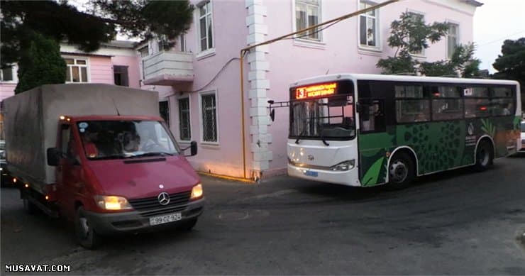 Badamdarda tıxac problemi bitmək bilmir - FOTOLAR