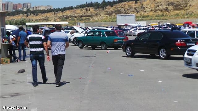 Avtomobil bazarında durğunluq aradan qalxır - FOTOLAR